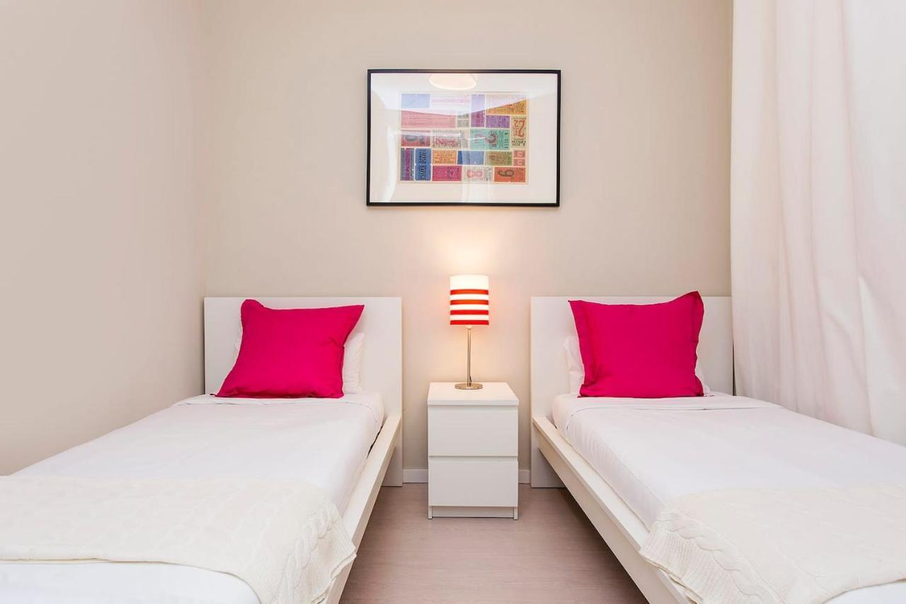 Stay U-Nique Apartments Floridablanca II Barcelona Ngoại thất bức ảnh